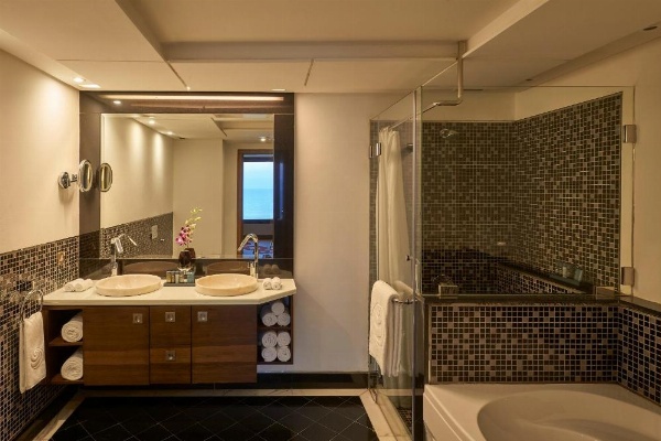 Safir Fintas Hotel Kuwait image 18