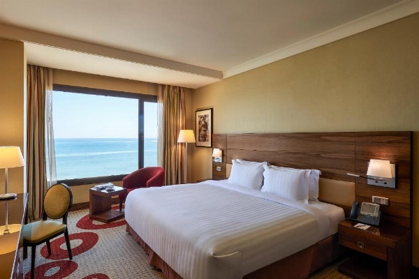 Safir Fintas Hotel Kuwait image 7